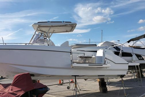 Beneteau flyer 9 spacedeck image