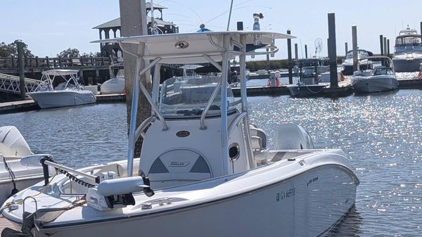 Boston Whaler 24 Outrage 