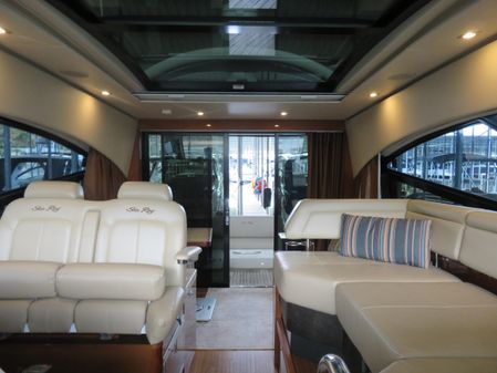 Sea Ray 470 Sundancer image