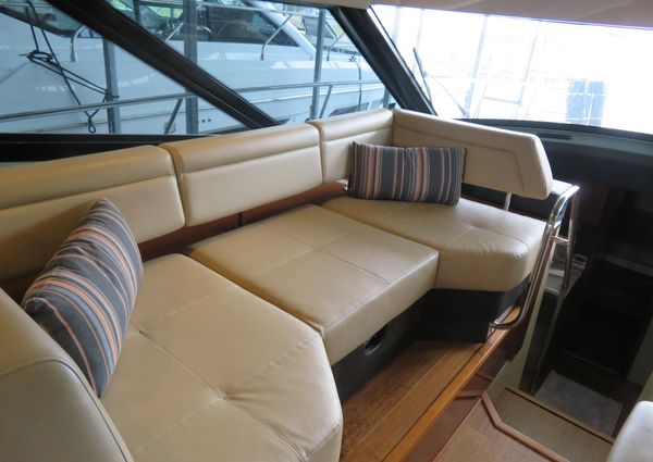 Sea Ray 470 Sundancer image