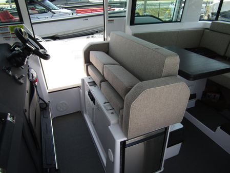 Axopar 37XC CROSS CABIN image