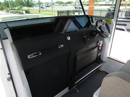 Axopar 37XC CROSS CABIN image