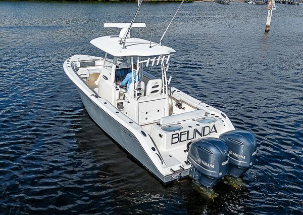 Cobia 301-CENTER-CONSOLE image