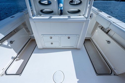 Cobia 301-CENTER-CONSOLE image