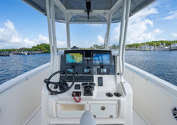 Cobia 301-CENTER-CONSOLE image