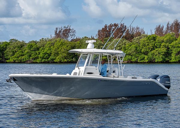 Cobia 301-CENTER-CONSOLE image