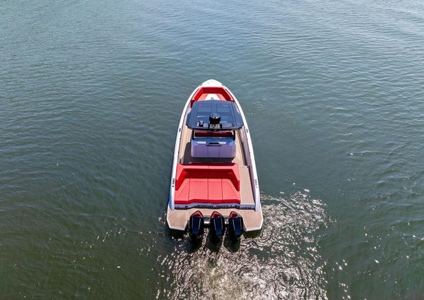 Vanquish Yachts VQ 40 image