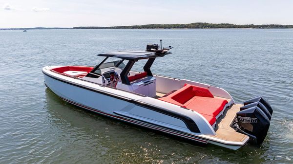 Vanquish Yachts VQ 40