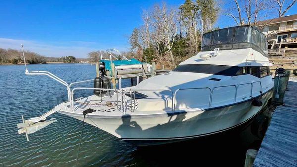 Mainship 41 Cockpit