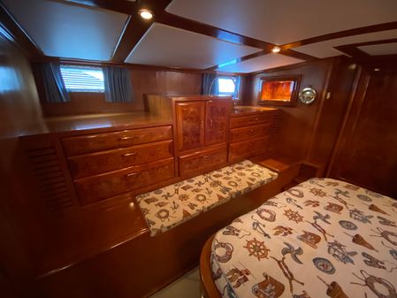 Matthews CUSTOM-PILOTHOUSE-MOTOR-YACHT image