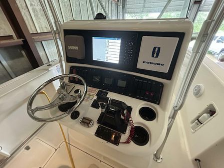 Boston Whaler 270 Outrage image