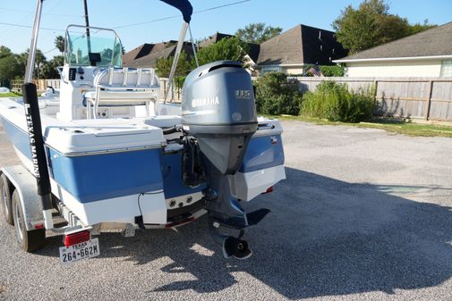 Robalo 206 Cayman image