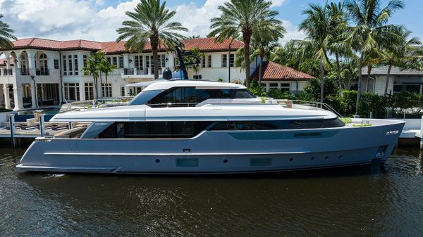 Sanlorenzo SD96