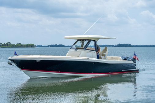 Chris-Craft Catalina 30 image