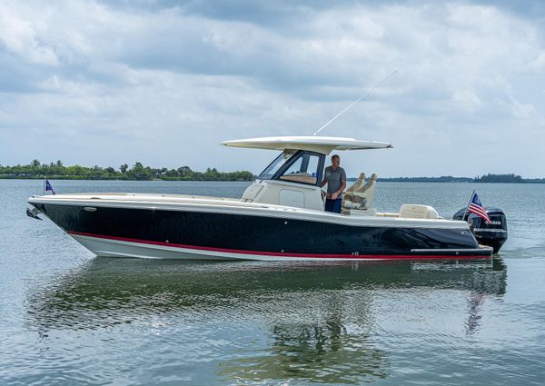 Chris-Craft Catalina 30 image