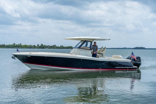 Chris-Craft Catalina 30 image