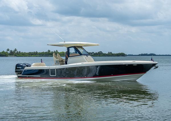 Chris-Craft Catalina 30 image