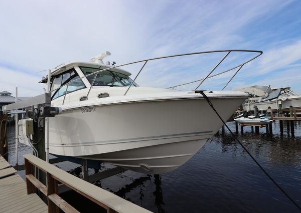 Boston Whaler 315 Conquest image