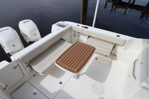 Boston Whaler 315 Conquest image