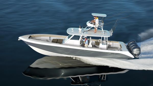 Everglades 435 CC