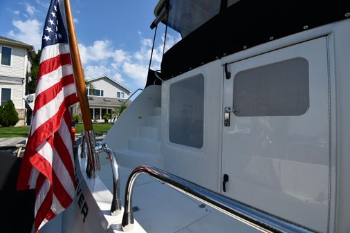 Carver 43 Motor Yacht image