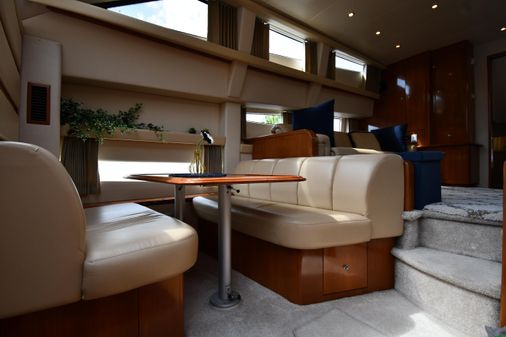 Carver 43 Motor Yacht image