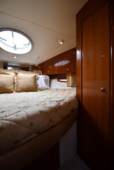 Carver 43 Motor Yacht image