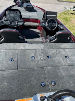 Skeeter ZXR 20 image
