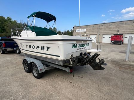 Bayliner 2052-TROPHY image