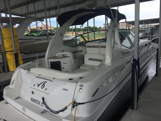 Sea Ray 320 DA - main image