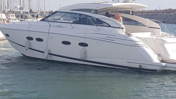 Princess V42