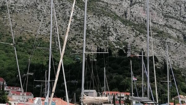 Beneteau Oceanis 41.1