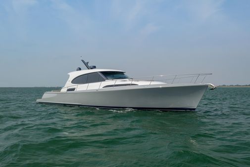 Palm Beach Motor Yachts GT60 image