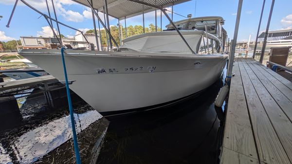 Chris-Craft Commander 31 Hard Top 