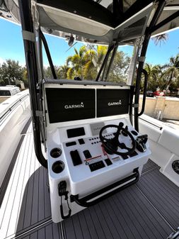 Contender 39-ST-CENTER-CONSOLE image