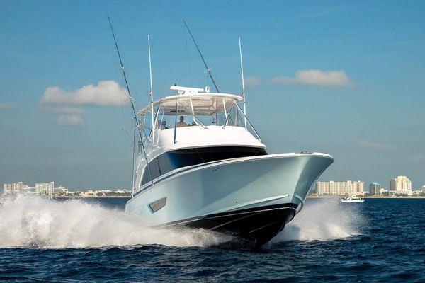 Bertram 61 Convertible - main image