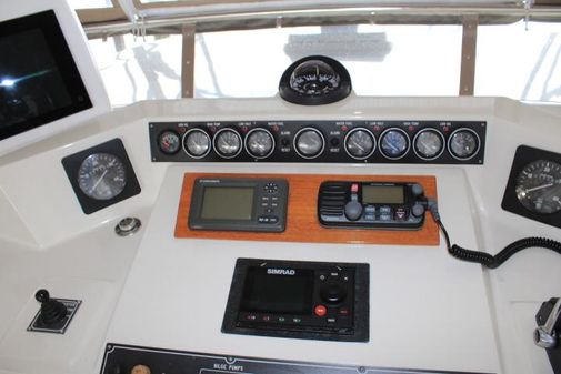 Offshore Yachts 48 Pilothouse image