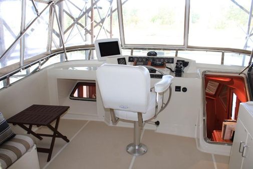 Offshore Yachts 48 Pilothouse image