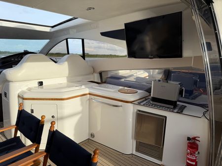 Sunseeker Predator 68 image