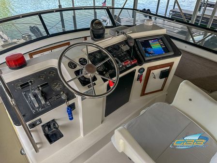 Carver 3807-AFT-CABIN-MOTORYACHT image