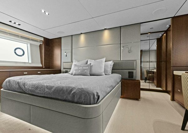 Princess Yachts Y75 Motor Yacht image