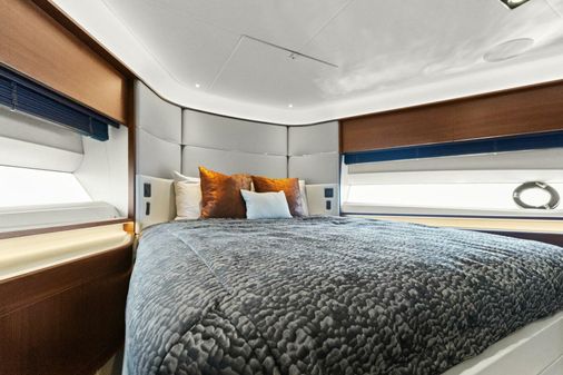 Princess Yachts Y75 Motor Yacht image