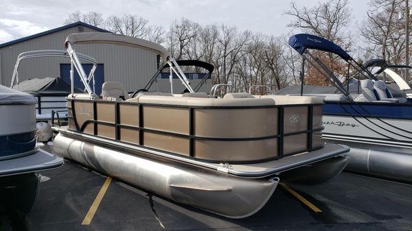Bentley Pontoons LE 200 CW 