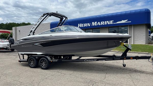 Crownline 240 SS