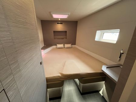 Fountaine Pajot MY6 image