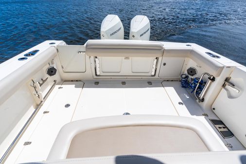 Boston Whaler 330 Outrage image