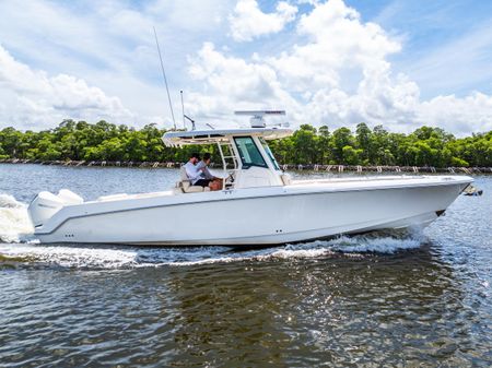 Boston Whaler 330 Outrage image