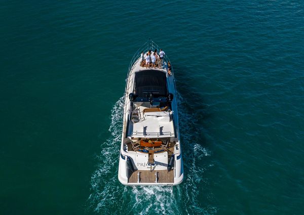 Azimut 62 Flybridge image