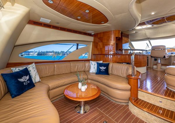 Azimut 62 Flybridge image