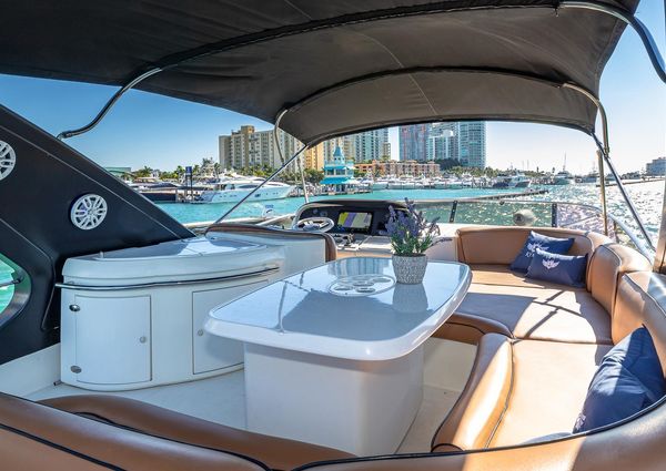 Azimut 62 Flybridge image